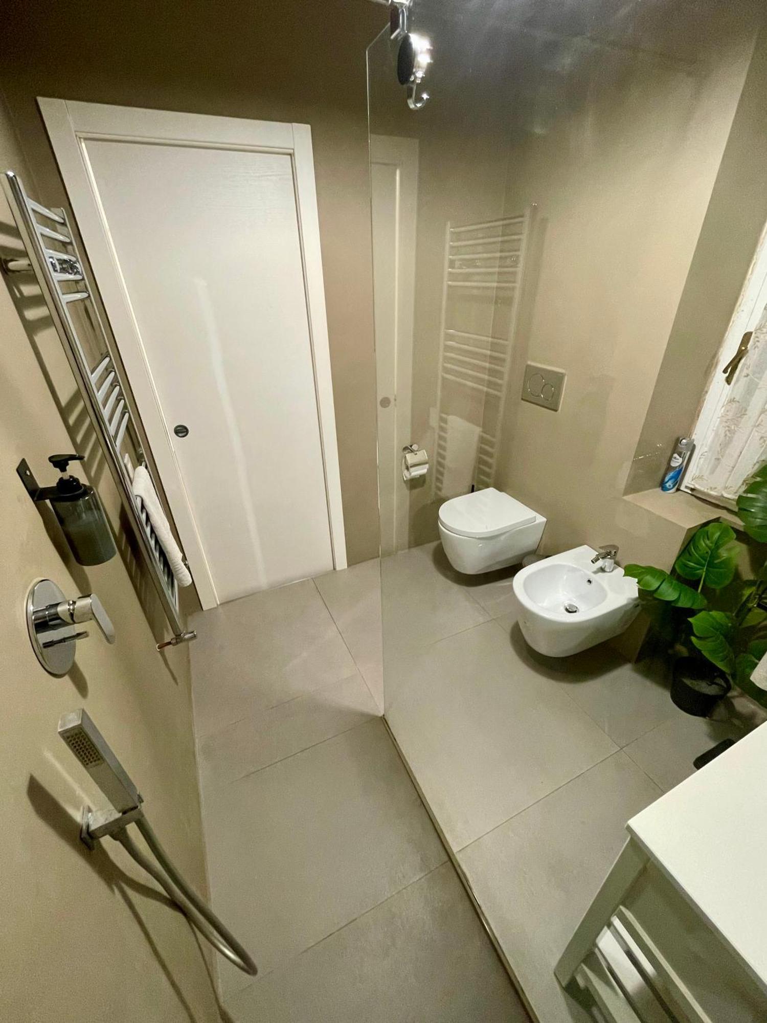 Privatehouseinrome Apartamento *